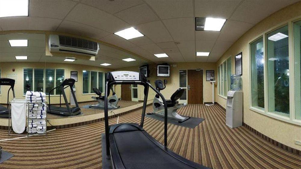Holiday Inn Express & Suites Sparta Экстерьер фото