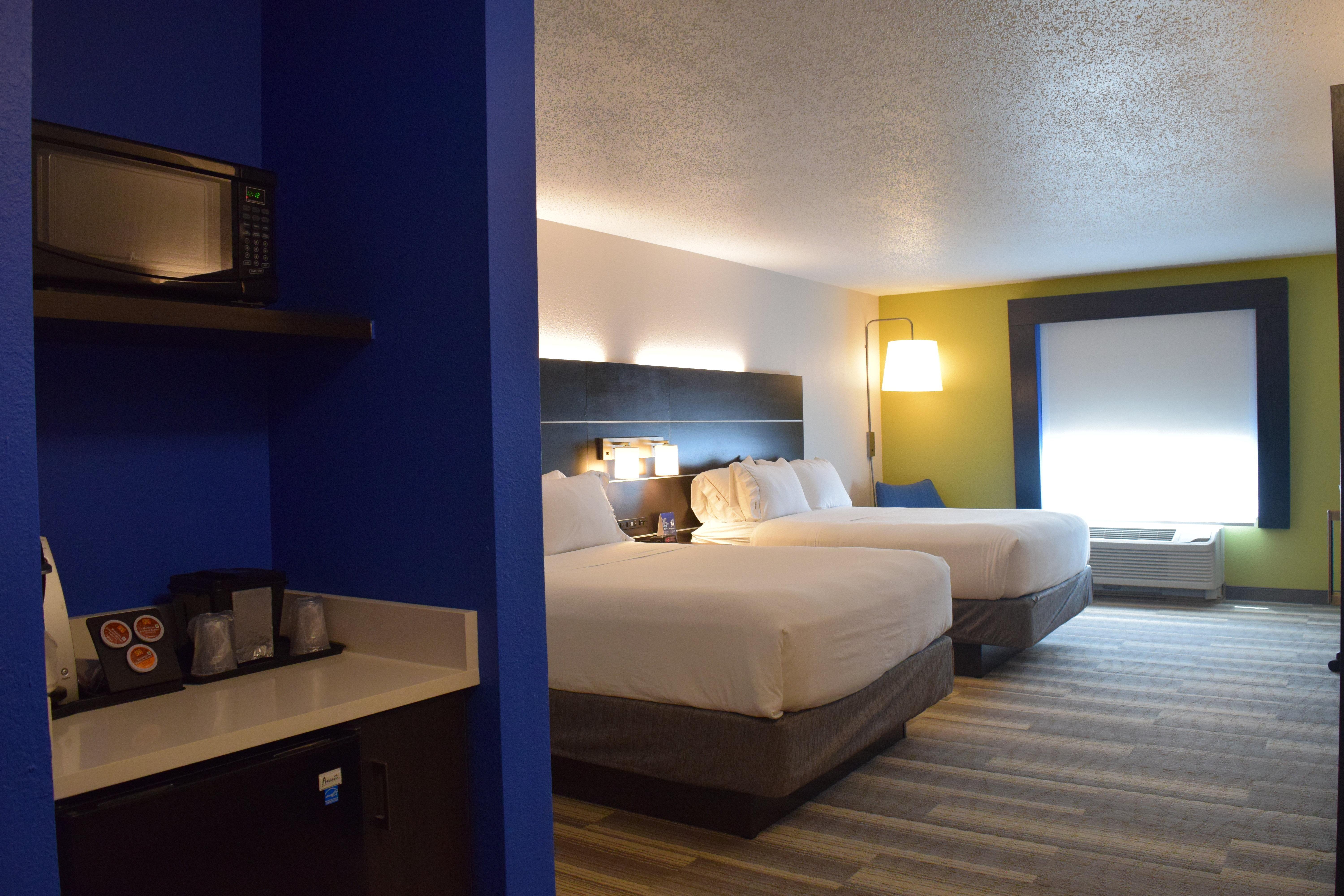 Holiday Inn Express & Suites Sparta Экстерьер фото