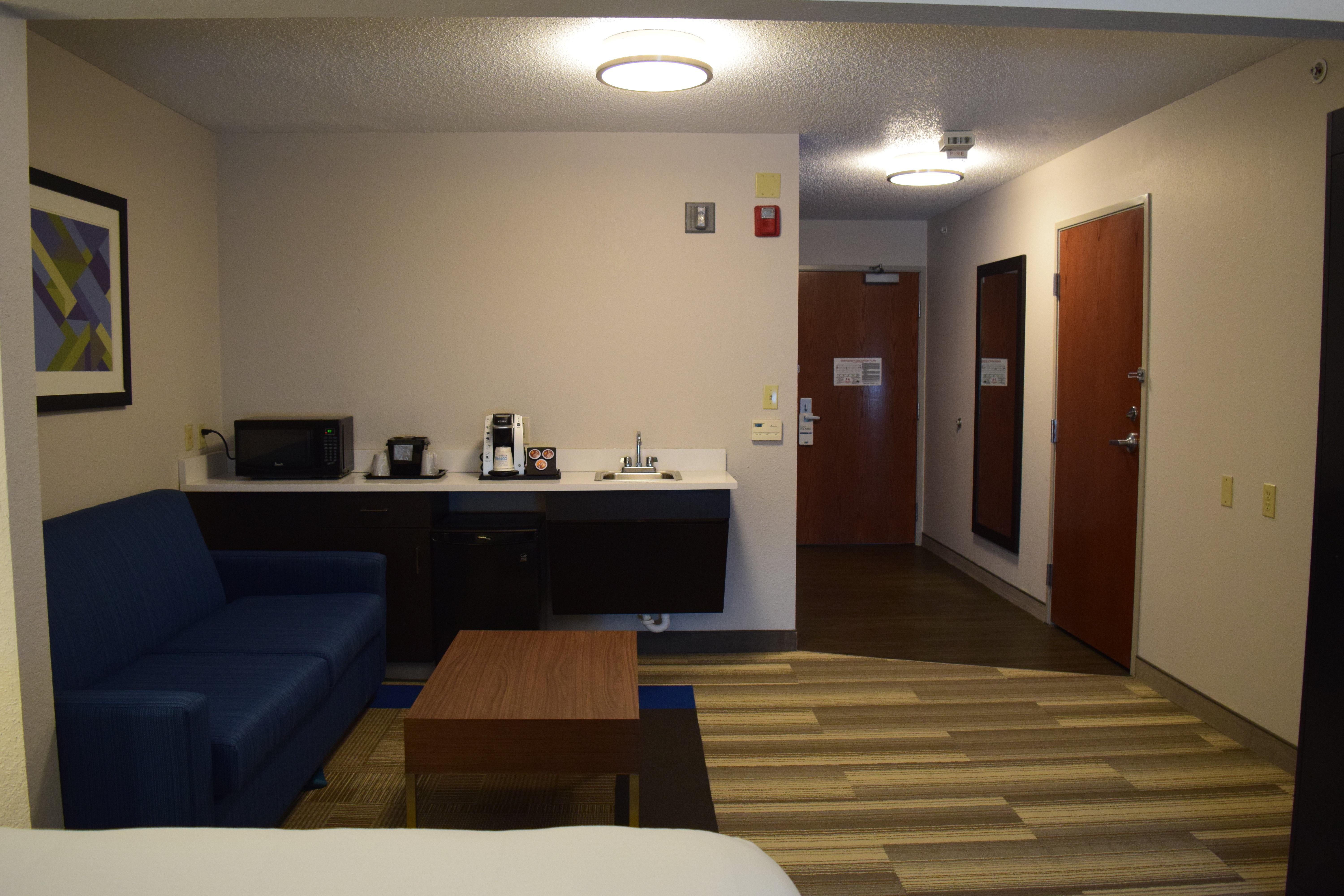 Holiday Inn Express & Suites Sparta Экстерьер фото